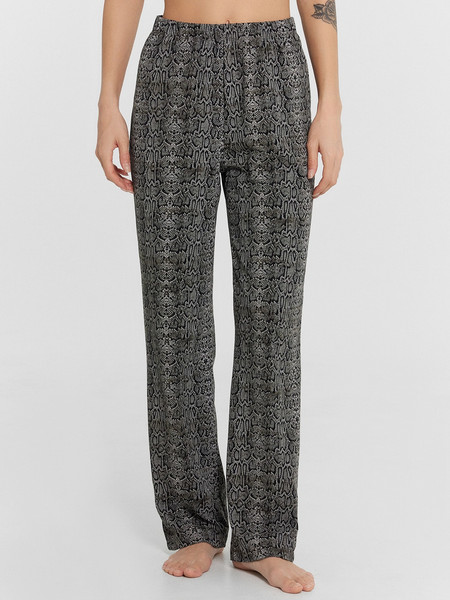 Изображение товара Комплект домашней одежды Mark Formelle 592462 (р.164/170-88-94, змеиный принт)