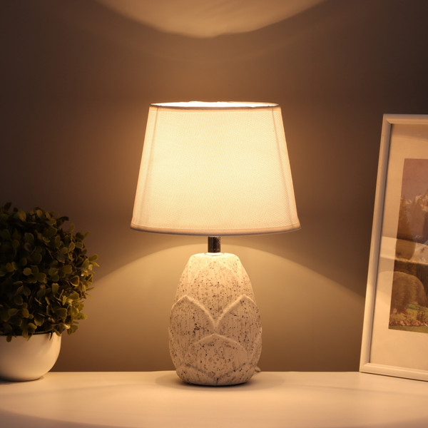 Изображение товара Прикроватная лампа Risalux Листья 10683279 (белый)