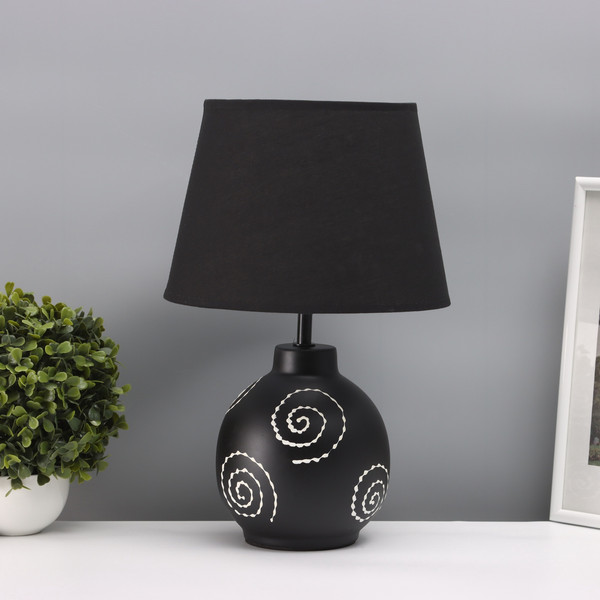 Изображение товара Прикроватная лампа Risalux Луиза 10689382 (черный/белый)