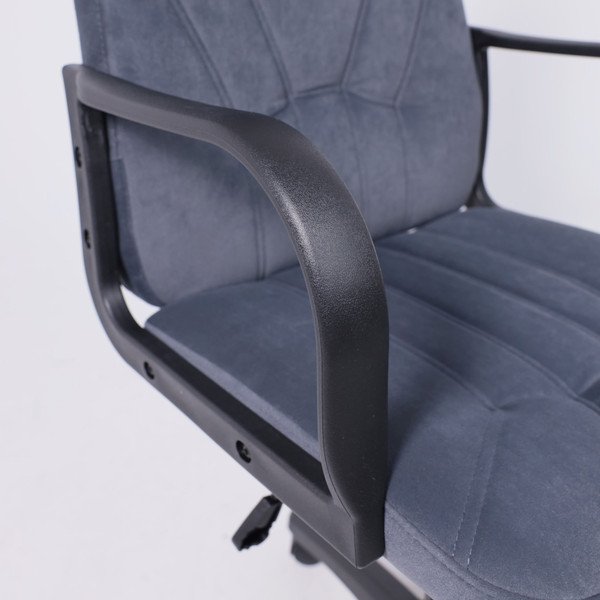 Изображение товара Кресло офисное AksHome Менеджер 01 (Kiton 713/велюр графит)