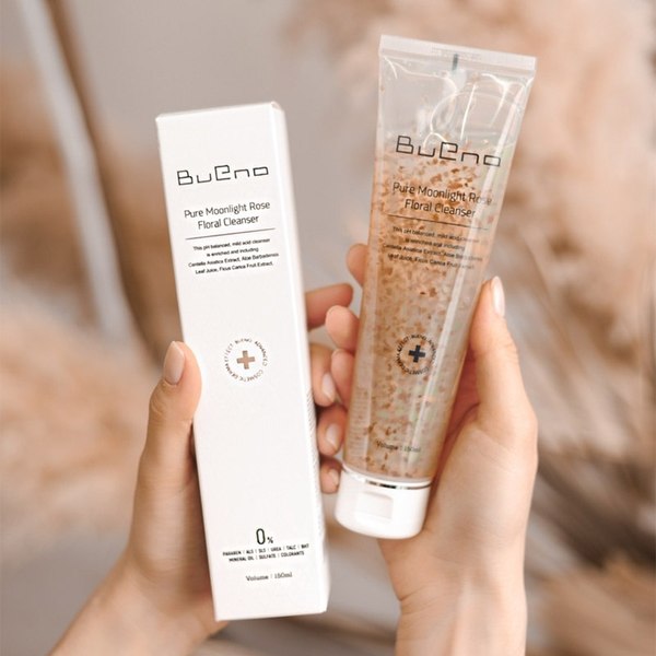 Изображение товара Гель для умывания Bueno Pure Moonlight Rose Floral Cleanser (150мл)