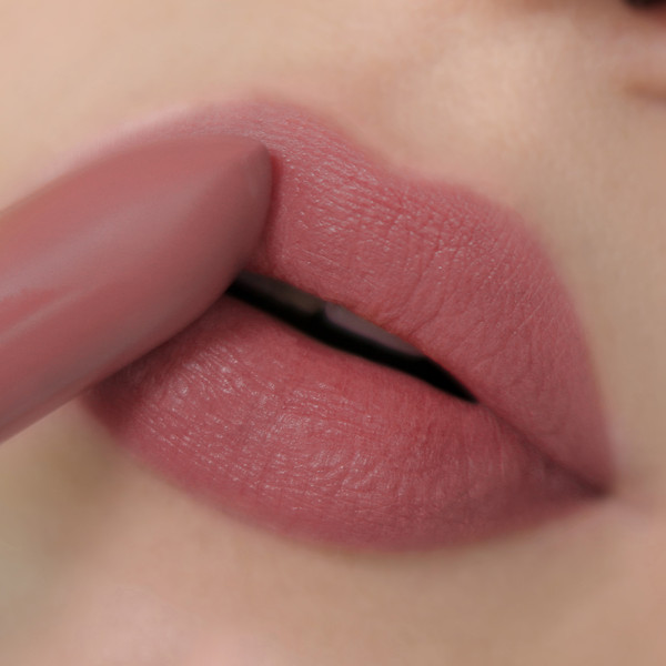 Изображение товара Помада для губ Relouis Icon Look Матовая тон 05 Bold and Confident