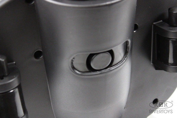 Изображение товара Детский автомобиль RiverToys Toyota Land Cruiser 300 / Z002ZZ-A (розовый)