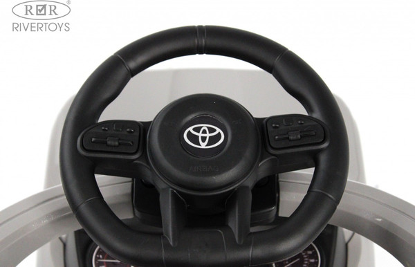 Изображение товара Детский автомобиль RiverToys Toyota Land Cruiser 300 / Z002ZZ-A (серый)