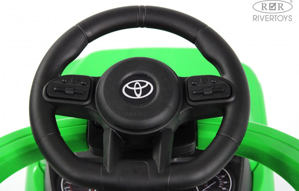 Изображение товара Каталка детская RiverToys Toyota Land Cruiser 300 / Z002ZZ-C (зеленый)