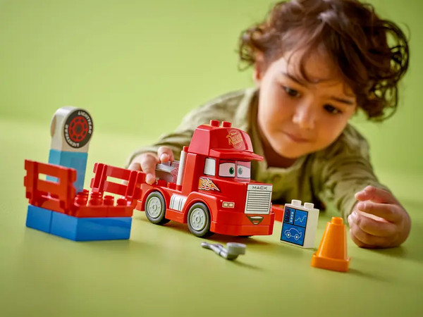 Изображение товара Конструктор Lego Duplo Мак на гонках 10417