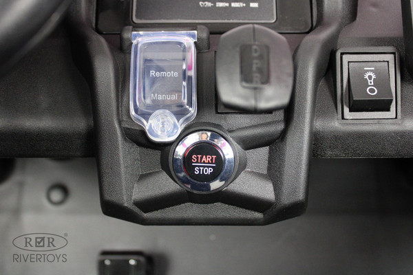 Изображение товара Детский автомобиль RiverToys BRP Can-Am Maverick Y111YY (темно-розовый)