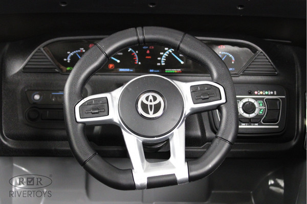 Изображение товара Детский автомобиль RiverToys G444GG (серый)