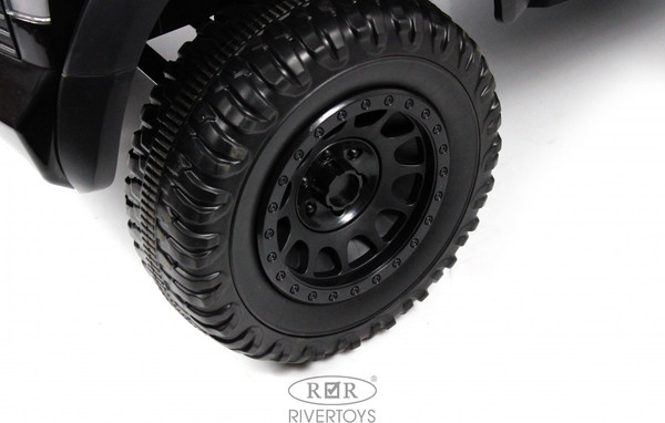 Изображение товара Детский автомобиль RiverToys G444GG (черный)