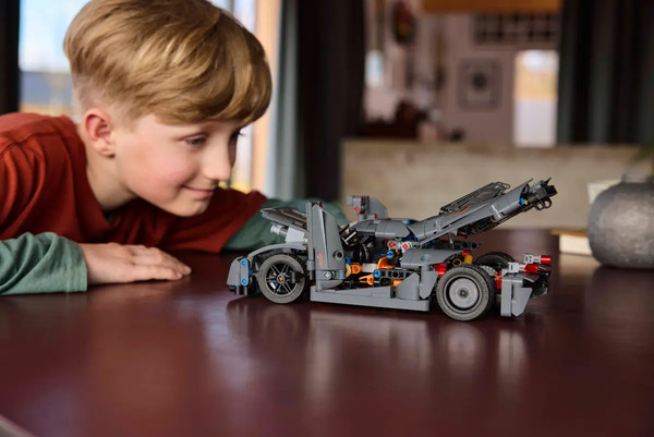 Изображение товара Конструктор Lego Technic Суперкар Koenigsegg Jesko Absolut Grey 42173