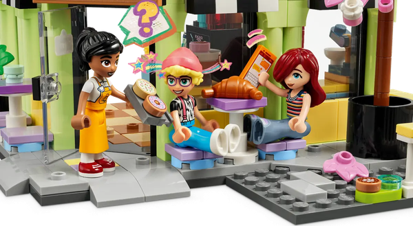 Изображение товара Конструктор Lego Friends Heartlake City Cafe 42618