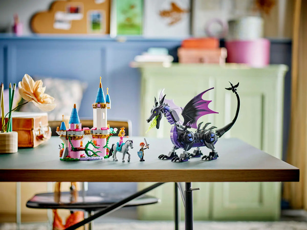 Изображение товара Конструктор Lego Disney Малефисента в обличии дракона 43240