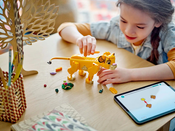 Изображение товара Конструктор Lego Disney Король Лев: Львенок Симба 43243