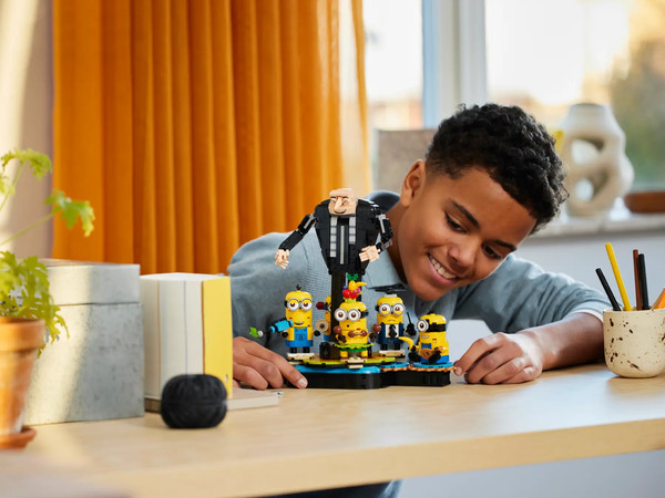 Изображение товара Конструктор Lego Despicable Me 4 Brick-Built Gru and Minions 75582