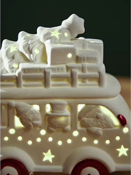 Изображение товара Статуэтка Tkano New Year Essential Classy Van / TK24-NY_STA0003