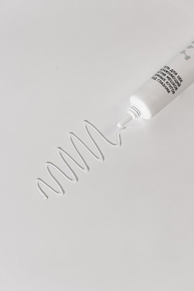 Изображение товара Гель для век Bio World Увлажняющий против мешков и темных кругов (20мл)