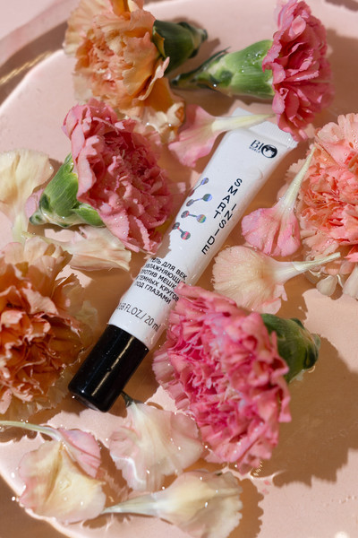 Изображение товара Гель для век Bio World Увлажняющий против мешков и темных кругов (20мл)