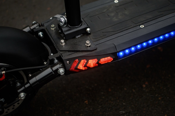 Изображение товара Электросамокат AVM Max Speed pm01256792849