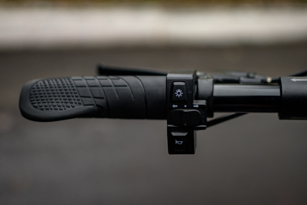 Изображение товара Электросамокат AVM Max Speed pm01256792849