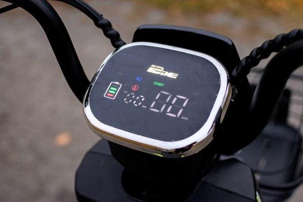 Изображение товара Электроскутер AVM JET / pm2139367795 (синий)