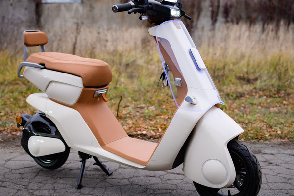 Изображение товара Электроскутер AVM Keren Stardust / pm01816061579 (белый)