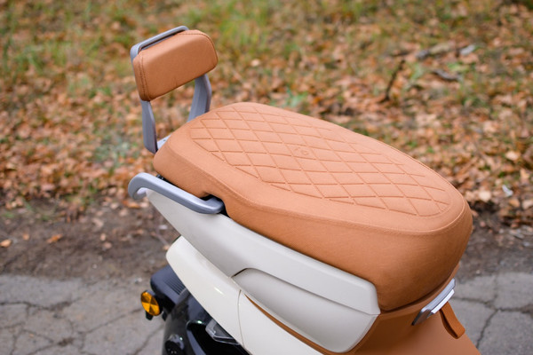 Изображение товара Электроскутер AVM Keren Stardust / pm01816061579 (белый)