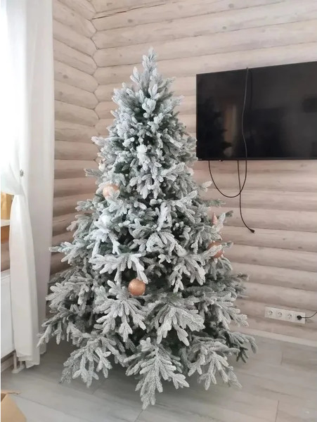 Изображение товара Ель искусственная National Tree Company Рождественская Премиум заснеженная РД/ПР/ЗСН-240 (240см)