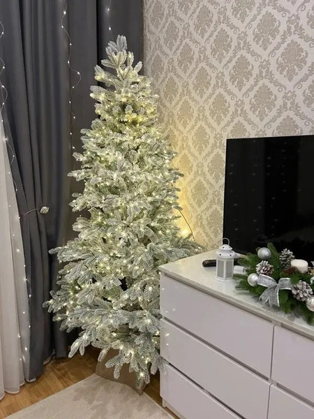 Изображение товара Ель искусственная National Tree Company Королевская заснеженная КРЛ/ЗС-220 (220см)