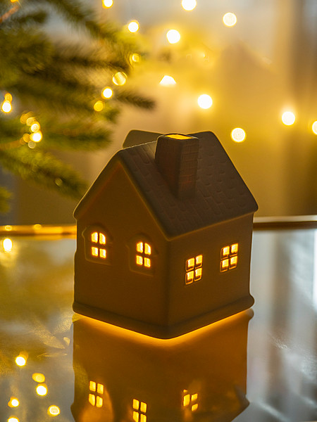 Изображение товара Ночник Лючия Фарфоровый Домик 05 / 185-05 (белый)