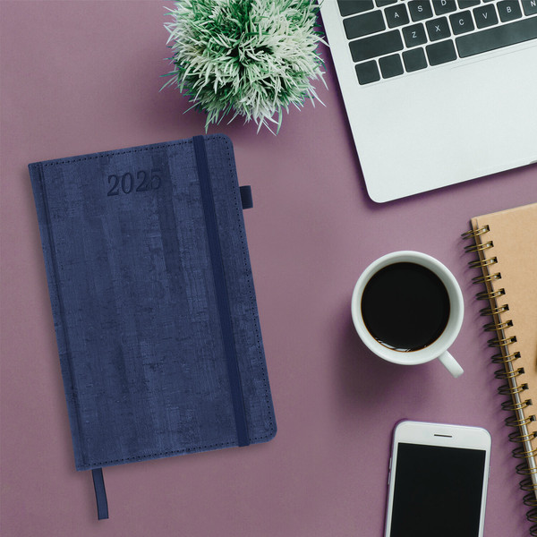 Изображение товара Ежедневник Brauberg Wood 2025 / 115830 (синий)