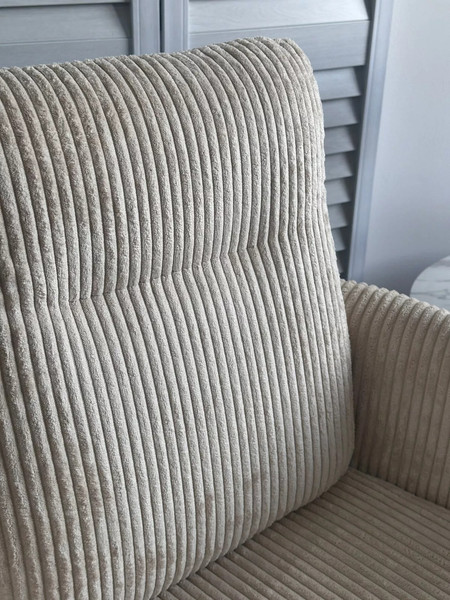 Изображение товара Стул M-City Darem / 621M05769 (белый вельвет Davis lincoln-03n/черный каркас)