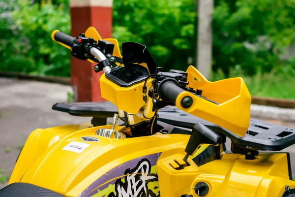 Изображение товара Квадроцикл AVM Hammer 200 (желтый)