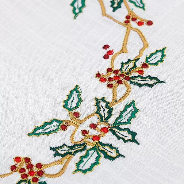 Изображение товара Дорожка на стол Tkano Essential Festive wreath / TK24-TR0007