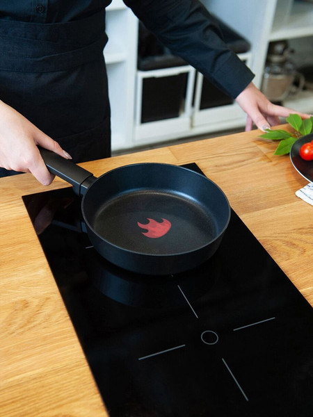 Изображение товара Сковорода HomeQueen Home Queen Red Hot 77116