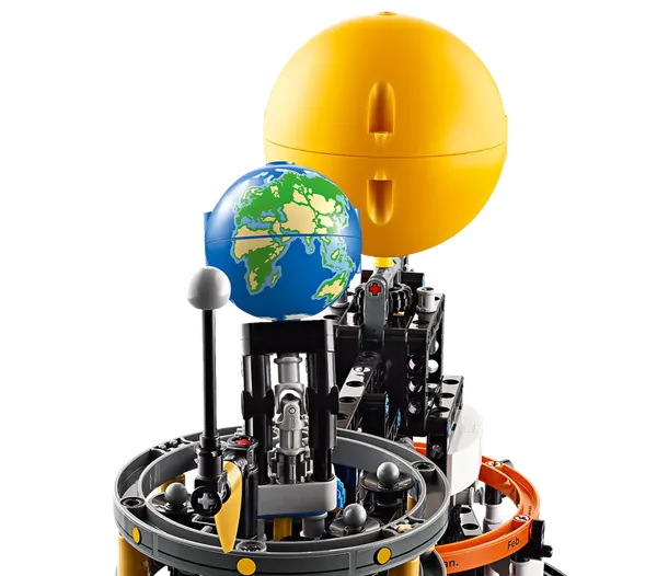 Изображение товара Конструктор Lego Technic Планета Земля и Луна на орбите 42179