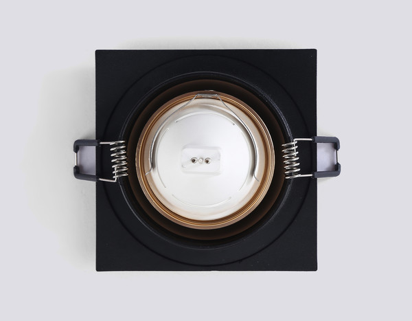 Изображение товара Точечный светильник Ambrella TN102730 BK/GD (черный/золото)