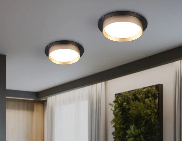 Изображение товара Точечный светильник Ambrella TN5228 BK/GD (черный/золото)