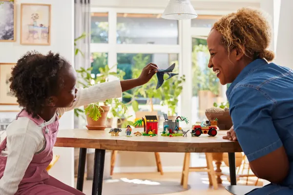 Изображение товара Конструктор Lego Jurassic World Центр спасения детенышей динозавров 76963