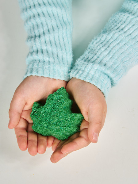 Изображение товара Набор для создания косметики Десятое королевство Шипучие бомбочки. Листик / 05583