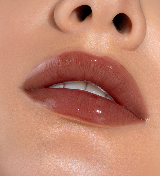 Изображение товара Блеск для губ LUXVISAGE Icon Lips Glossy Volume тон 511 (3.4г)