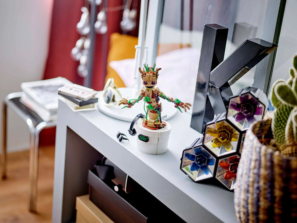 Изображение товара Конструктор Lego Super Heroes Танцующий Грут / 76297