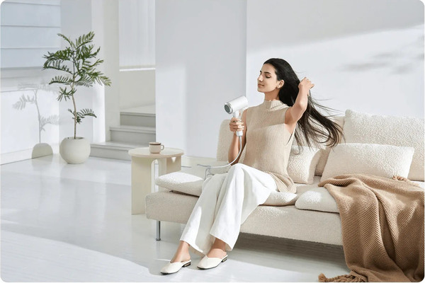 Изображение товара Фен Xiaomi High-speed Ionic Hair Dryer GSHGL01LX / BHR9114EU