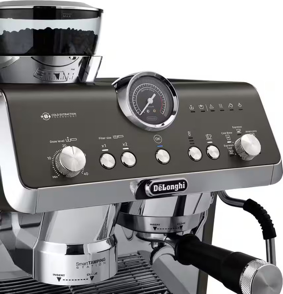 Изображение товара Кофеварка эспрессо DeLonghi EC9555.BK