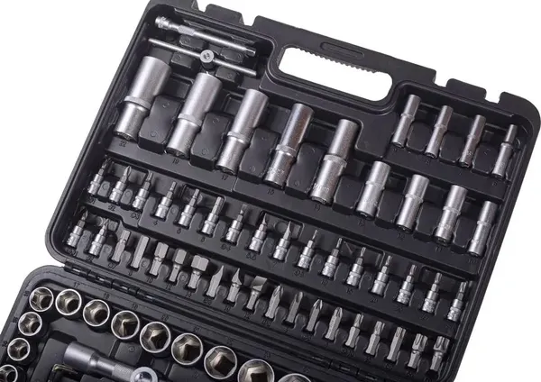 Изображение товара Универсальный набор инструментов Вихрь 73/6/7/15