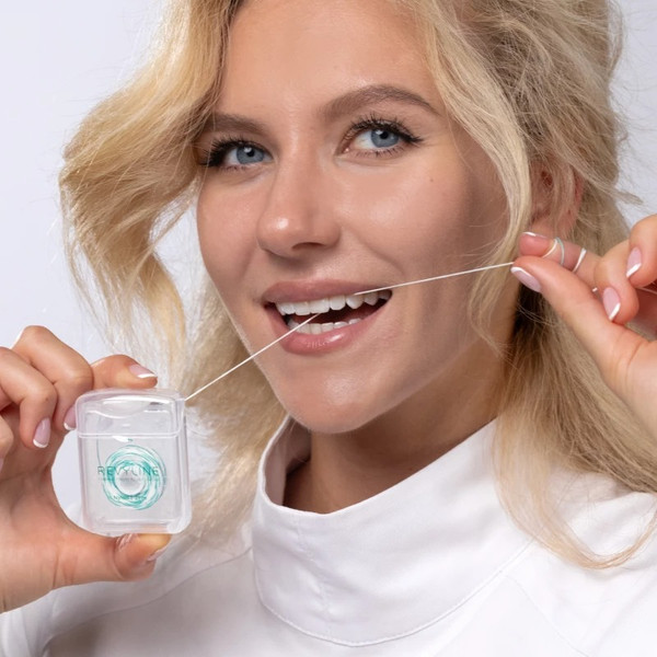 Изображение товара Зубная нить Revyline SmartFloss / 8017 (21м, 50шт)