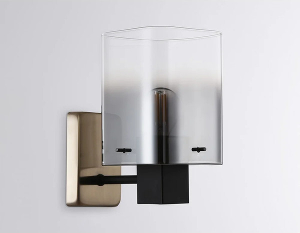 Изображение товара Бра Ambrella LH57045 BK/DBS/SM (черный/темная латунь/дымчатый)