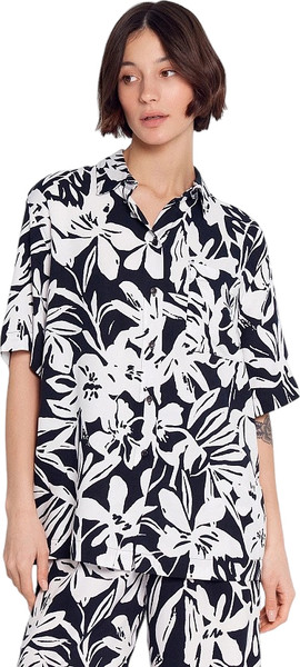 Изображение товара Рубашка Mark Formelle 112855/1 (р.170-84-90, белые цветы на черном)