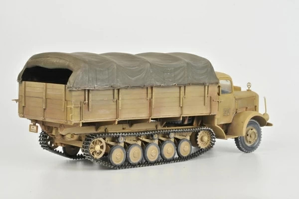 Изображение товара Сборная модель Звезда Немецкий грузовик L4500 Maultier / 3603