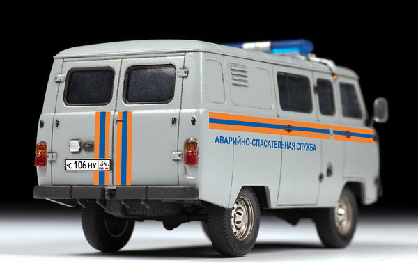 Изображение товара Сборная модель Звезда УАЗ-3909 Буханка Аварийно-спасательная служба / 43002