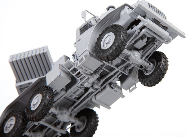 Изображение товара Сборная модель Звезда Российская реактивная система залпового огня Град БМ-21 / 5051